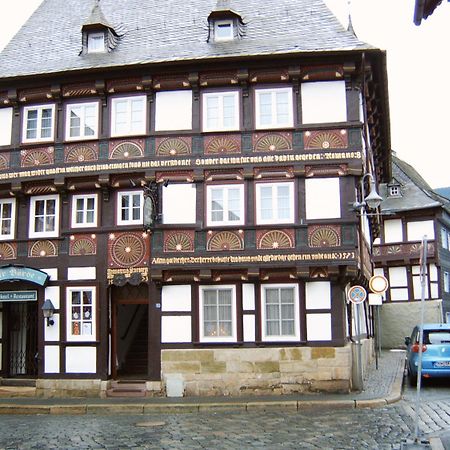 Altstadthotel Zur Boerse กอสลาร์ ภายนอก รูปภาพ